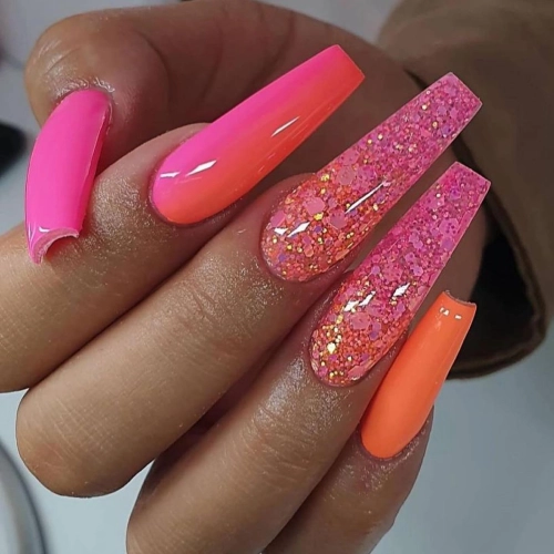 bright pretty nails for summer