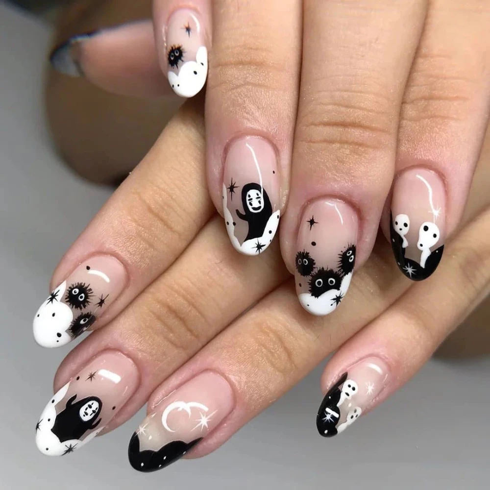 Black and white creative fuz, star ghost oval short Halloween nails design