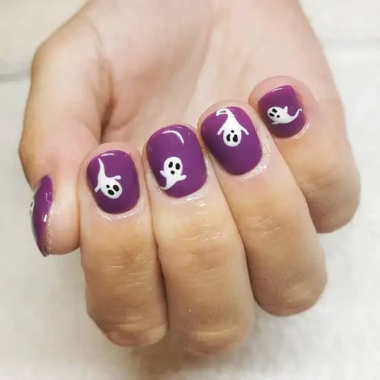 Short Purple Halloween nails with ghost design