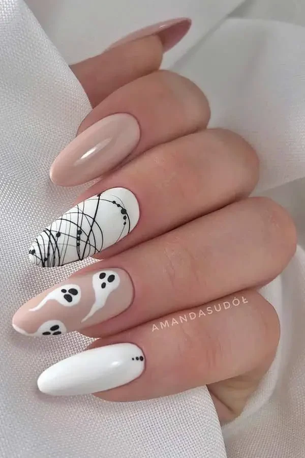 White Mummy Ghost Face Nails Oval Design with Black Lines