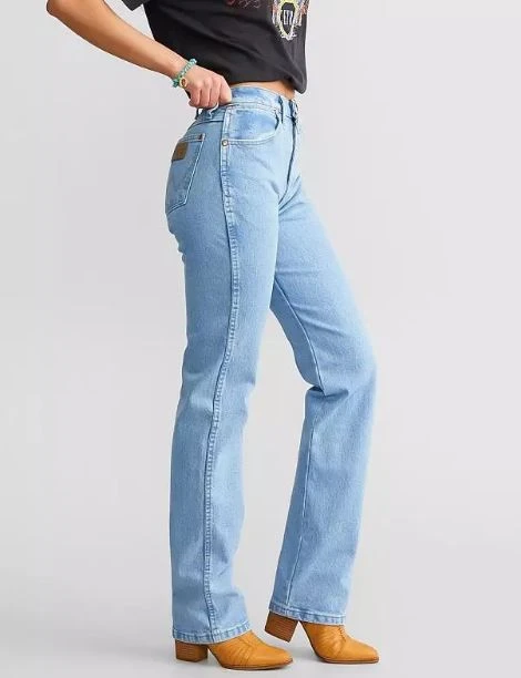 Best Jeans to Wear with Cowboy Boots Relaxed Fit Straight-Leg Jeans 