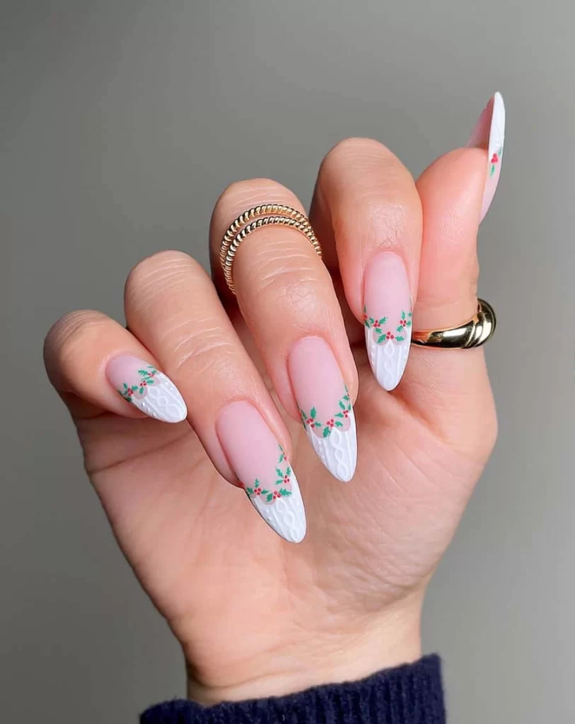 Mistletoe almond shape nails