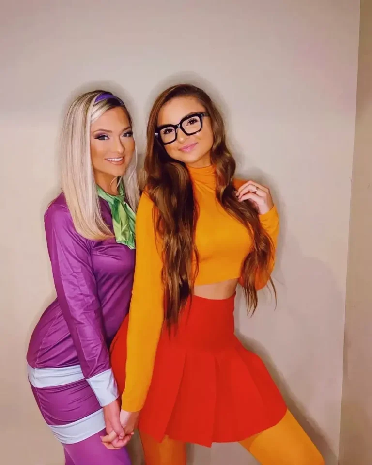 31 Best Friend Duo Halloween Costumes Double Trouble