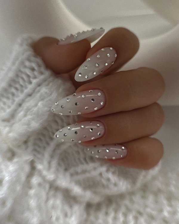 Sparkly Nail Design with Rhinestones