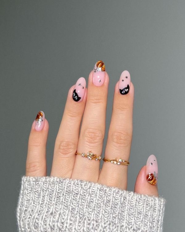 cute little design nails