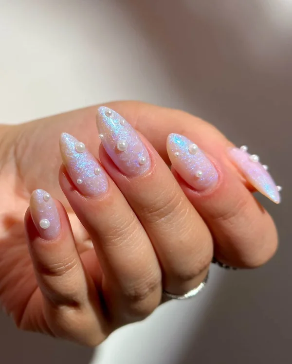 oyster pearl nails