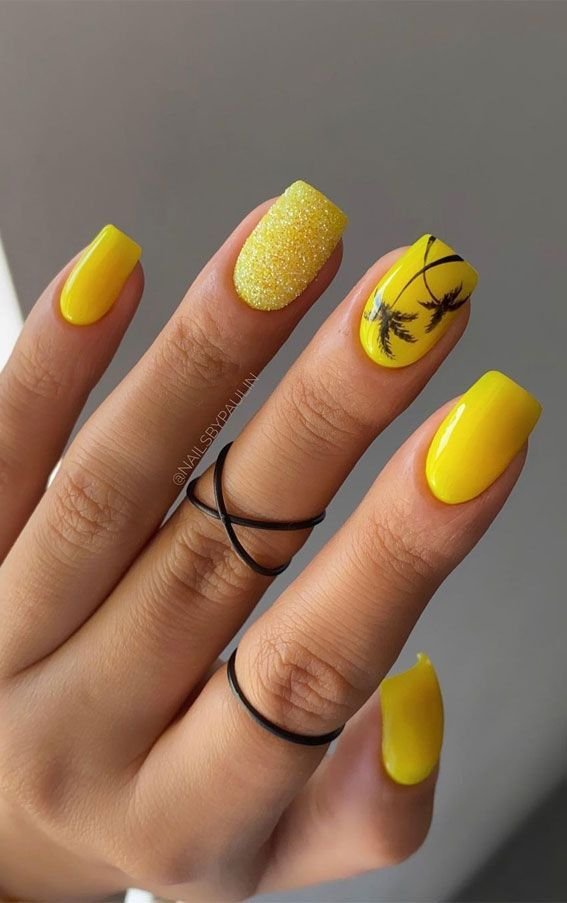 Glitter Yellow Nails with Tropical Design Palm Tree in black and Sugar Glitter Short Fingernails