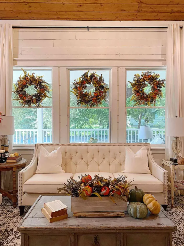 Create a Cozy Atmosphere: Indoor Fall Decoration Hacks