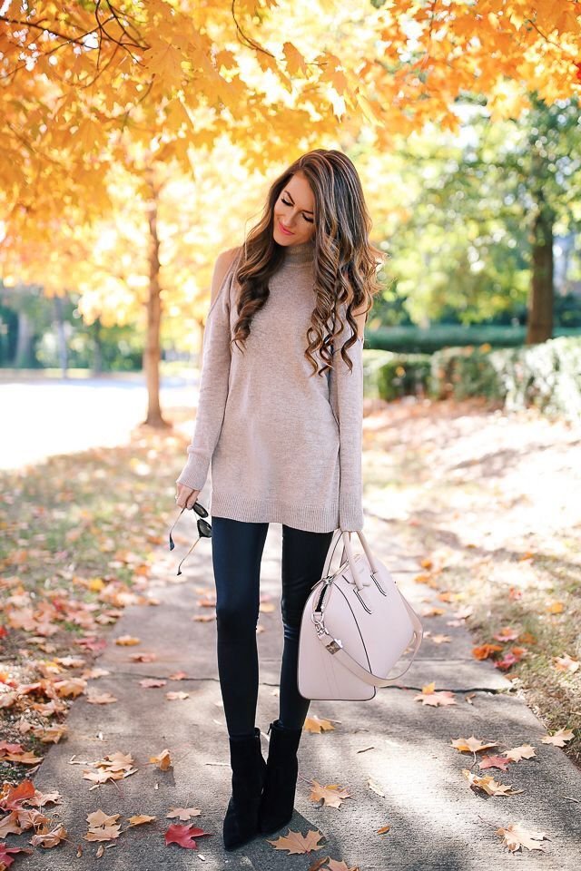 Oversized Cardigan with Leggings