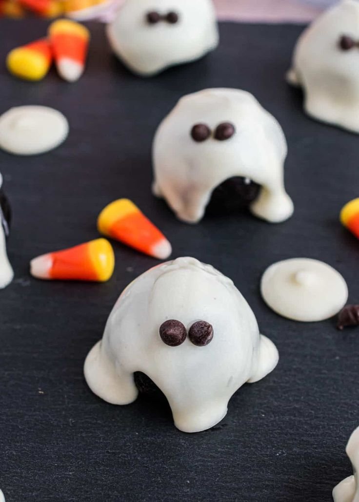 Halloween Oreo Ball Ghosts Halloween Party Appetizers