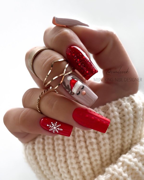 sweater nails and snowflakes