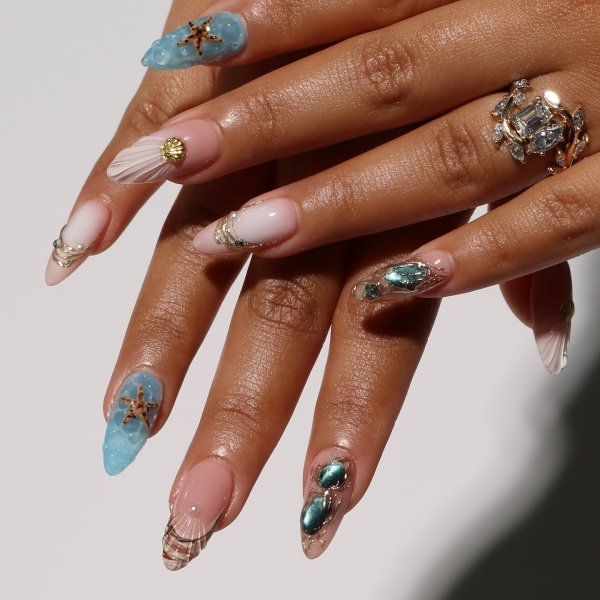Classy Underwater Nails for Summer