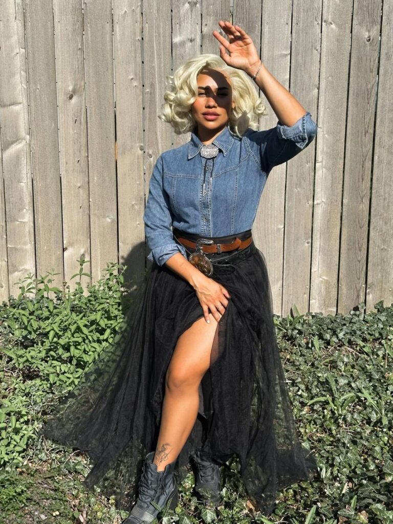 Cowboy outfit for a black woman 