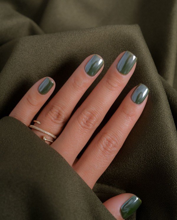 Glazed Evergreen Nails