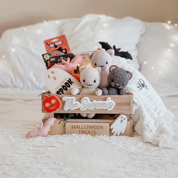 diy ghoul  boo basket idea for Halloween