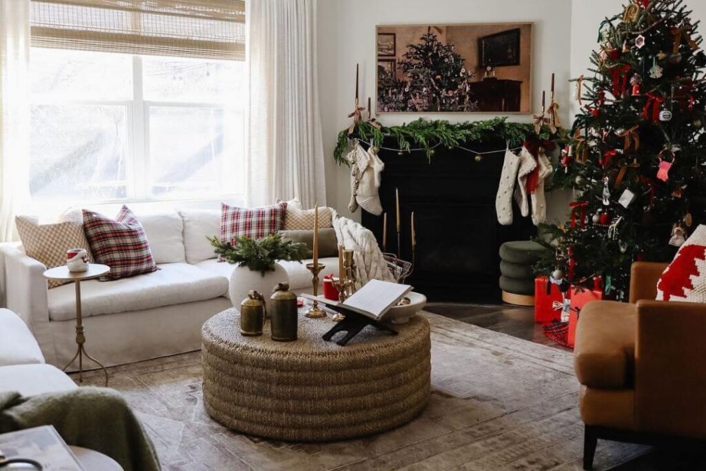 ralph lauren Monochromatic christmas decor