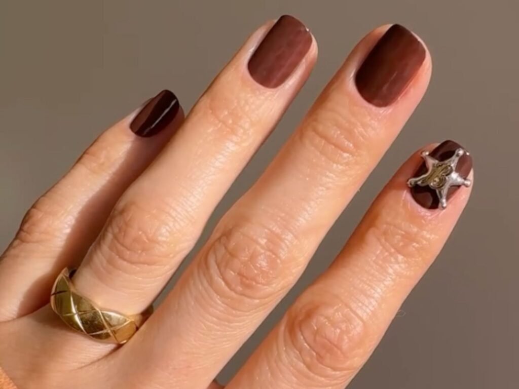easy western nails, Brown Star 3D Decal Nails
