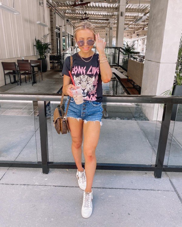 Casual Summer Concert Outfit Ideas