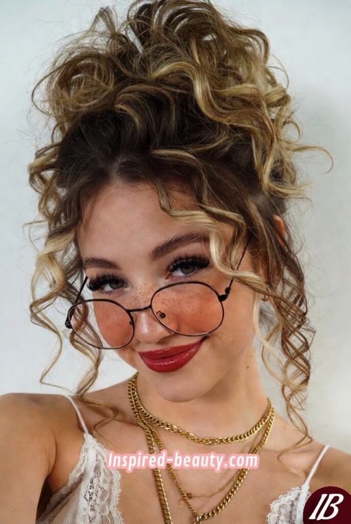 Pineapple Updo hairstyles for Graduation