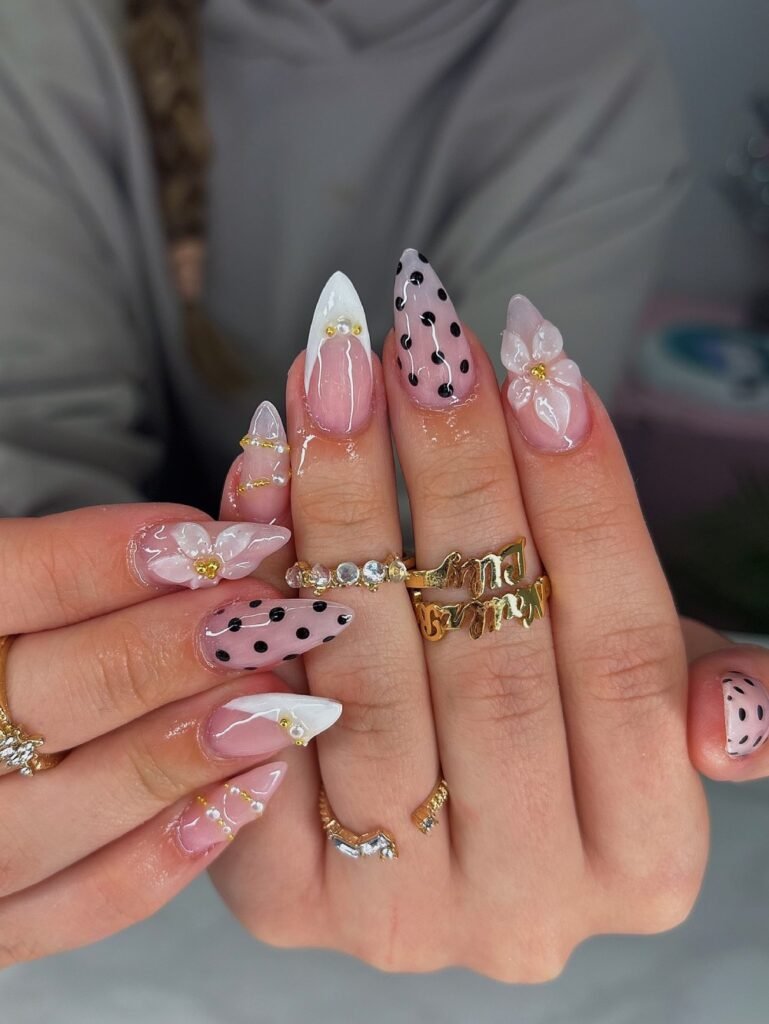 Vanilla Veil August Nails Design